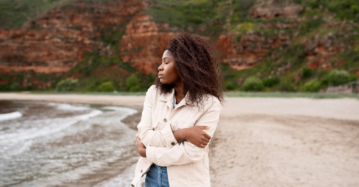 When God Pulls You Out of What You Settled For, Lakeya Faith devotionals, Lakeya Faith, Christian encouragement, inspiration, Lakeya Faith Ministries, Pic by: Freepik
